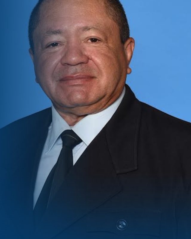 Lcdo. Carlos Sandoval